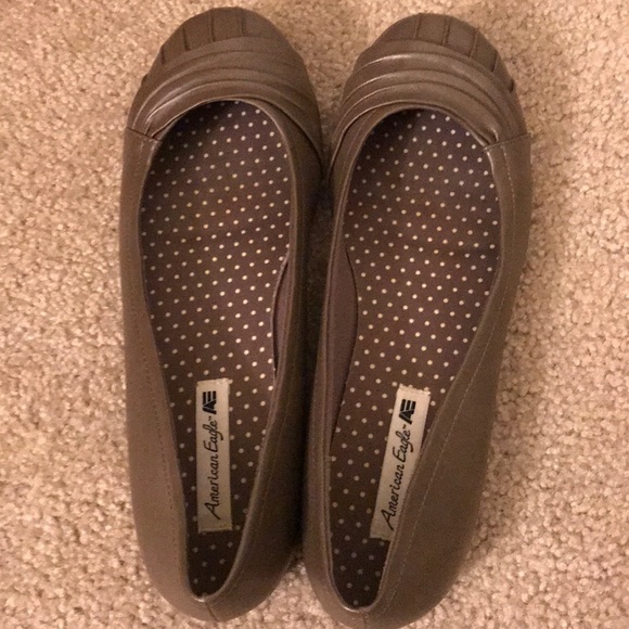 American Eagle By Payless Shoes - Taupe flats